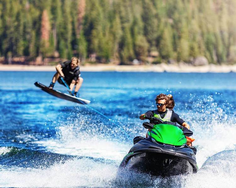 Jet Ski STX160LX - покращений гідроцикл преміум-класу 2020 року