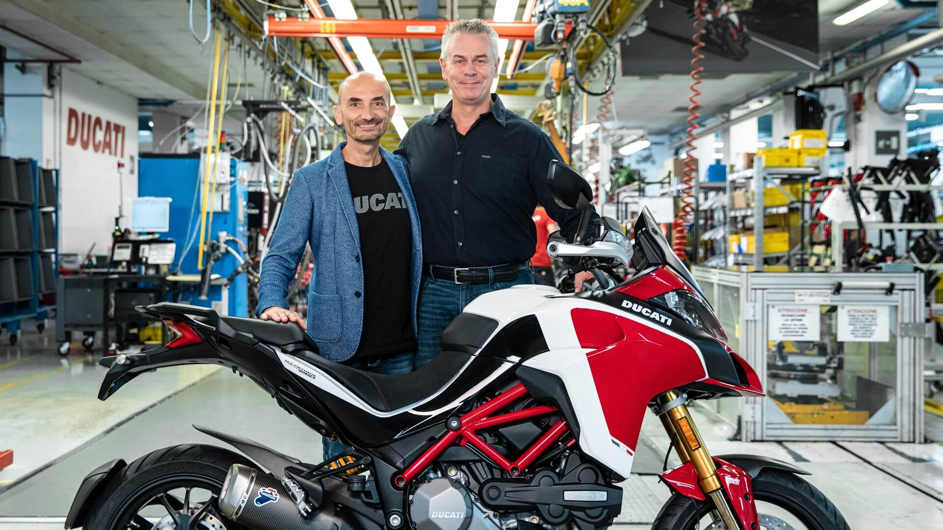 100 000 мотоцикл Multistrada