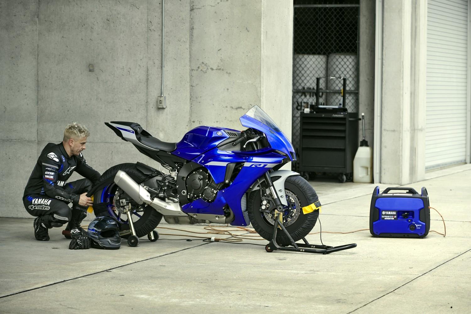 Yamaha YZF-R1 