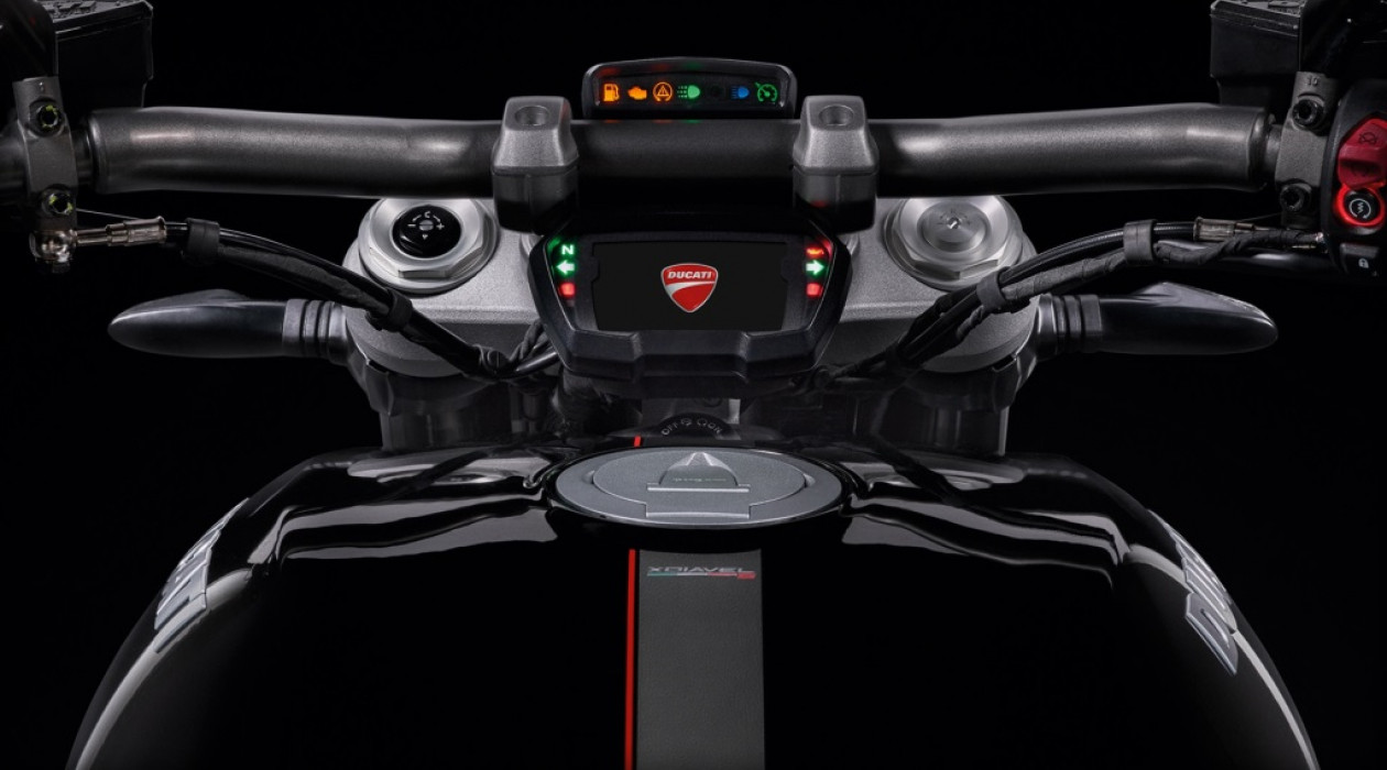 xDiavel 2