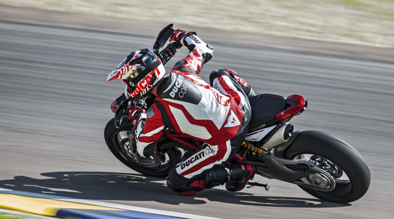 Hypermotard 4
