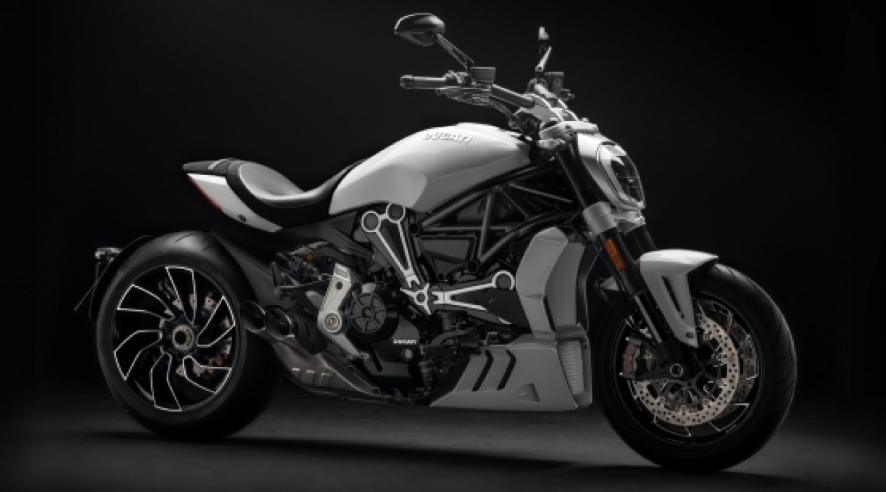 xDiavel 11