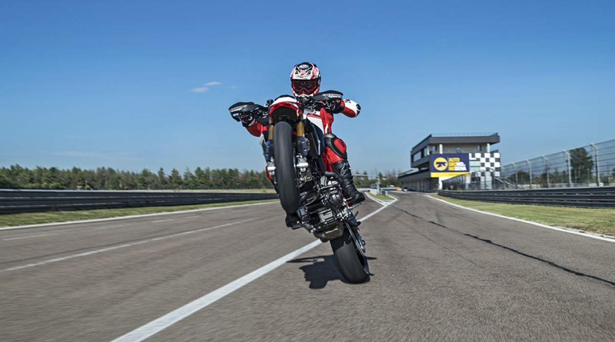 Hypermotard 4