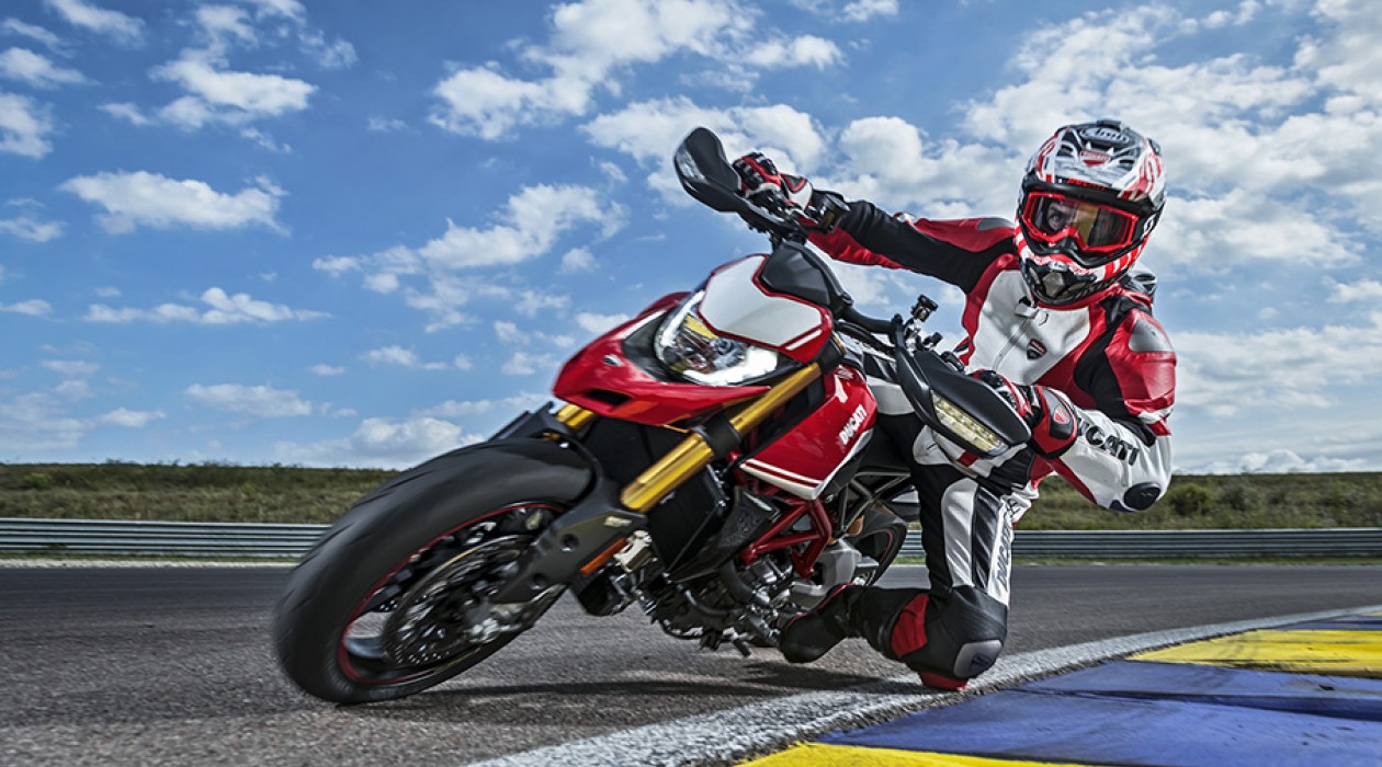 Hypermotard 6