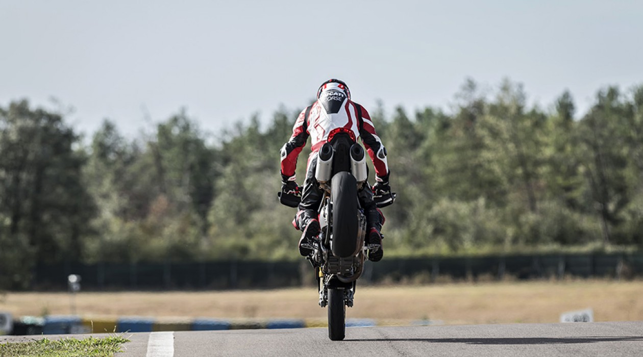 Hypermotard 7