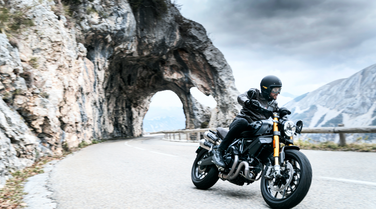 Scrambler 1100 4