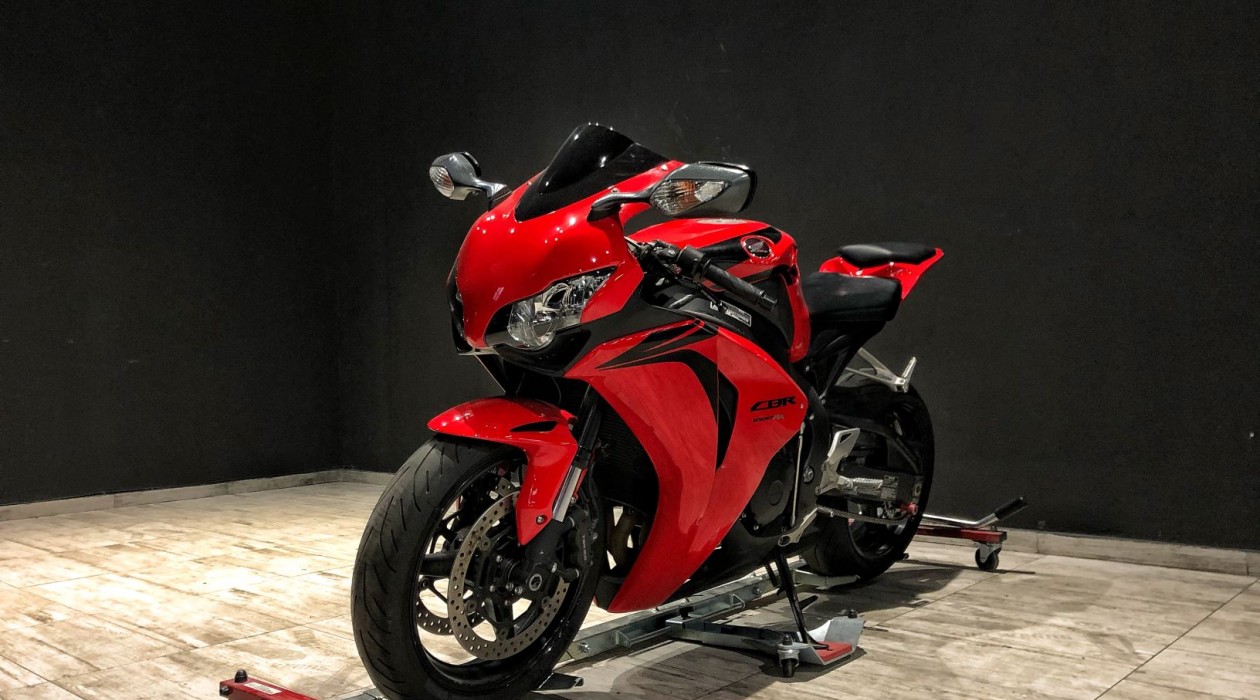 CBR 1000RR 4