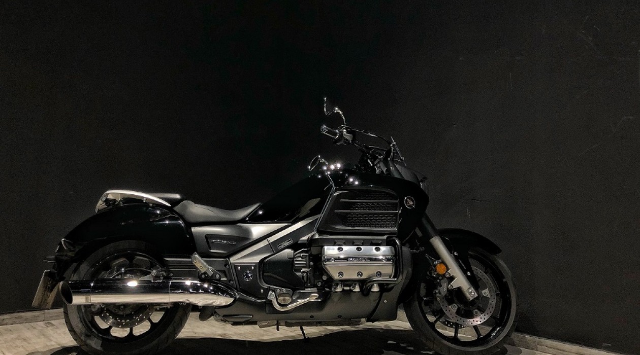 GL 1800 2
