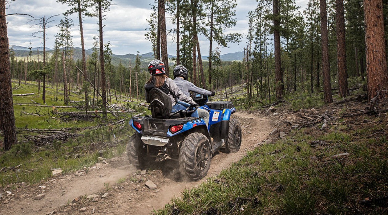 Sportsman Touring 4