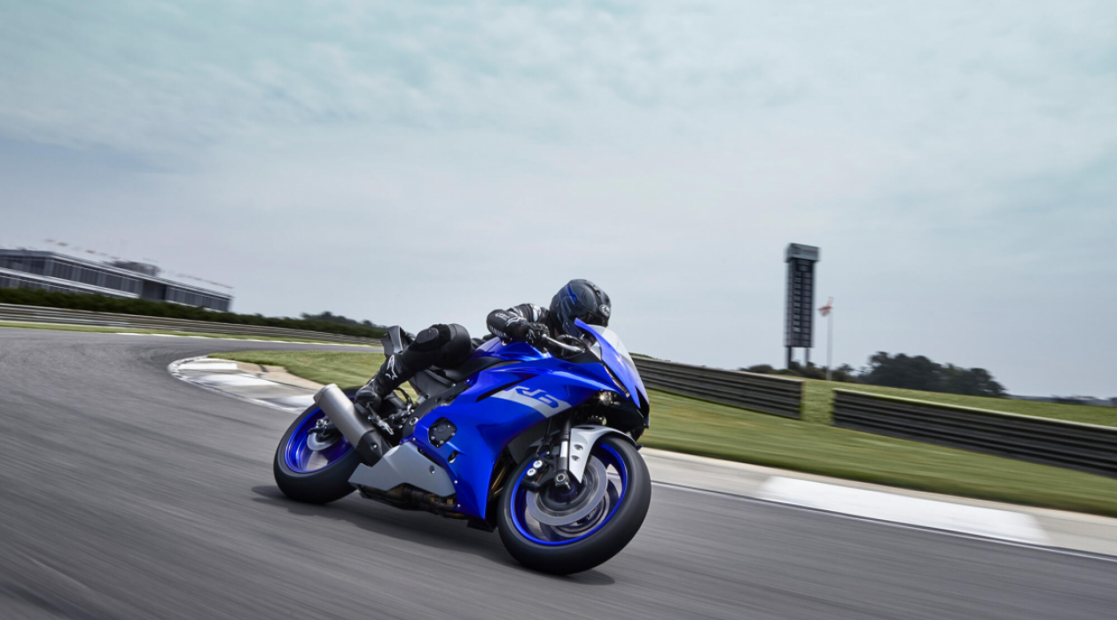YZF-R6 Race 4