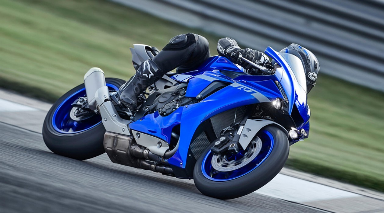 YZF-R1 7