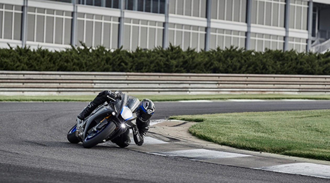 YZF-R1M 2