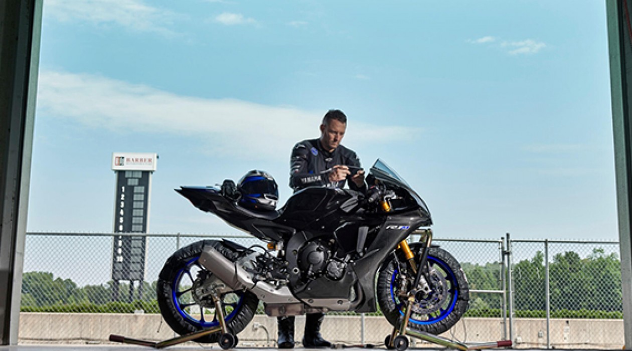 YZF-R1M 10