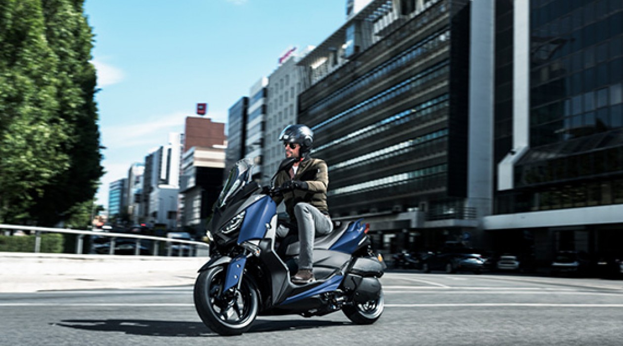 XMAX 300 6