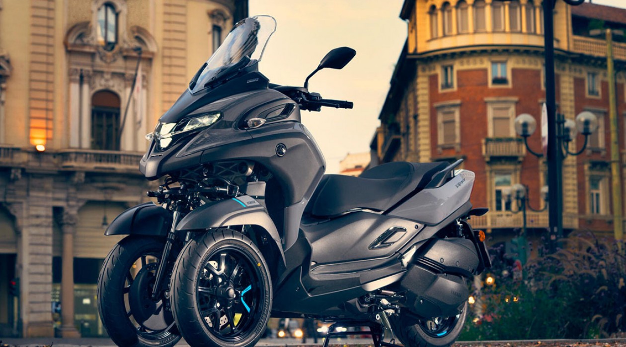 Tricity 300 6