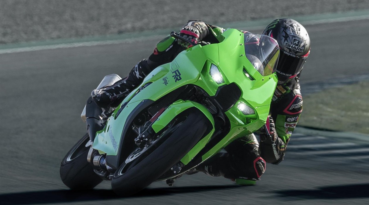 Ninja ZX-10RR 7