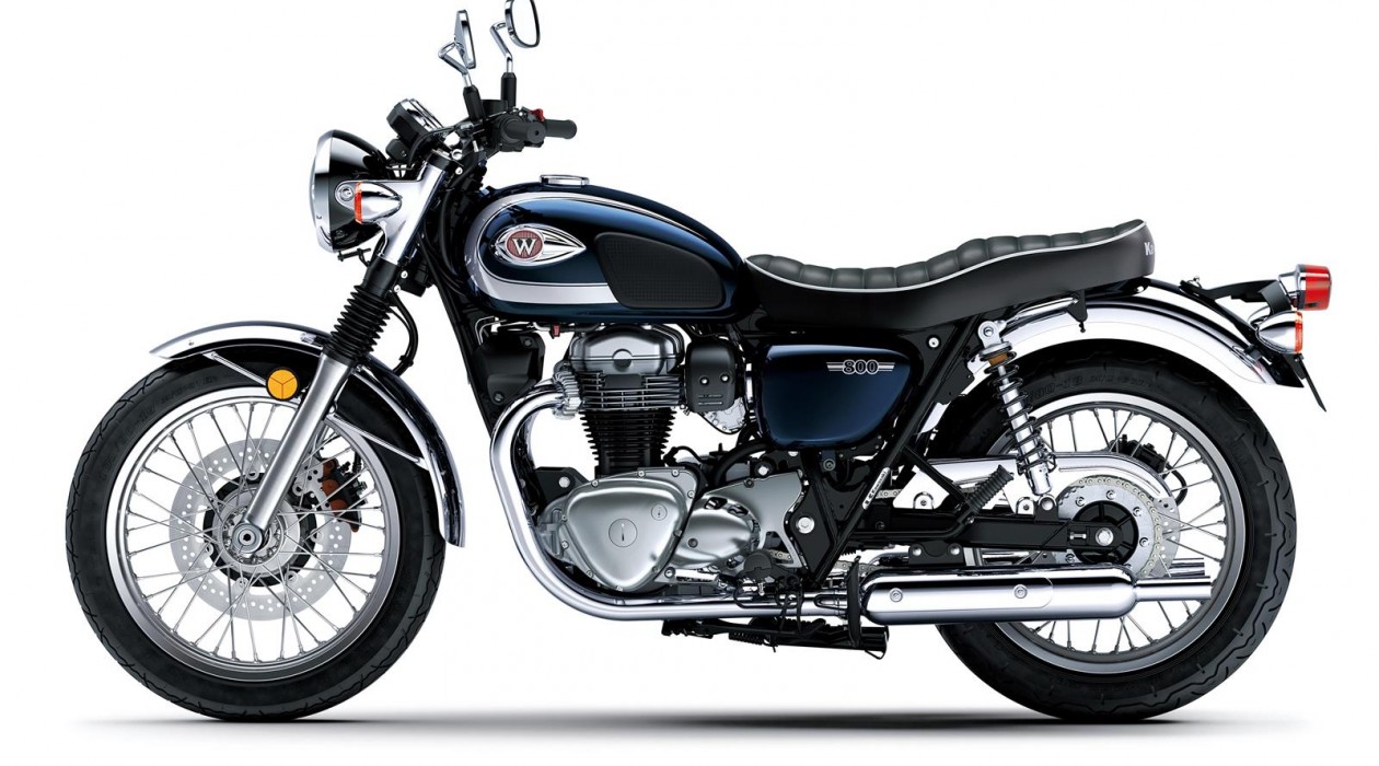 W800 3