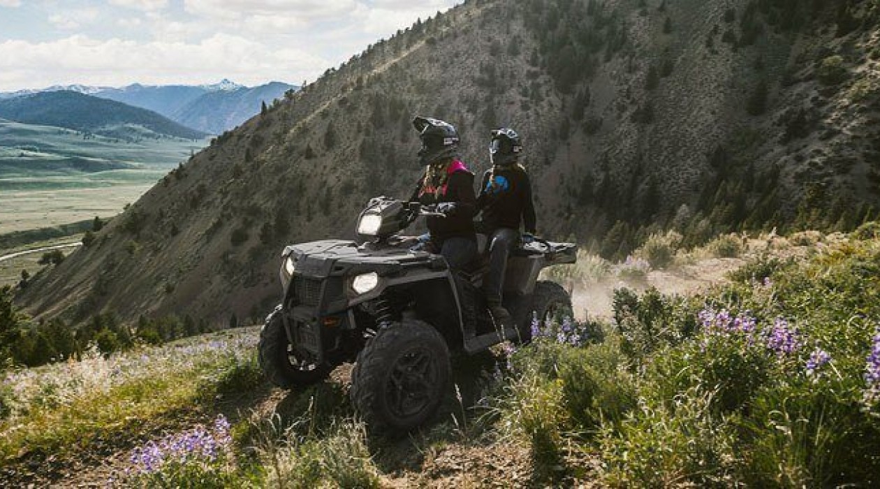 Sportsman Touring 5